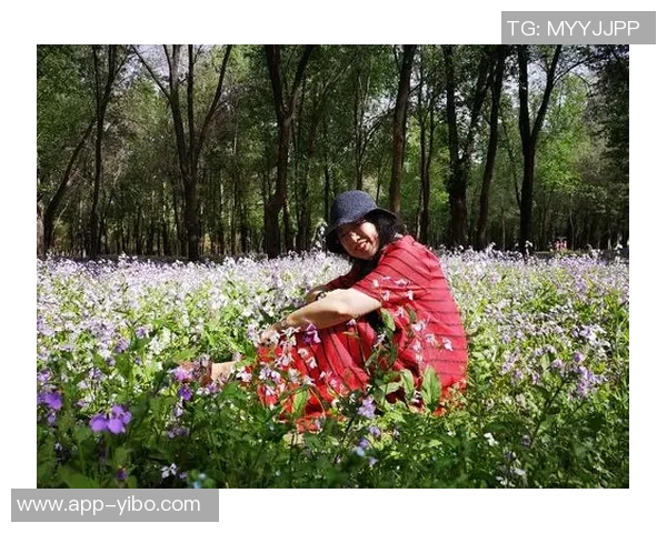 郎才女貌情深似海段刘愚妻子分享甜蜜合照庆祝六周年纪念日